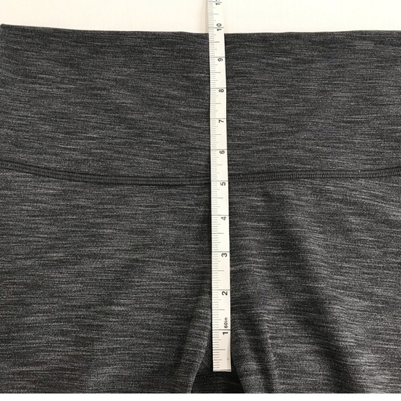 NWOT!! Lululemon Wunder Under, High-Rise Luxtreme 28” - Picture 6 of 12